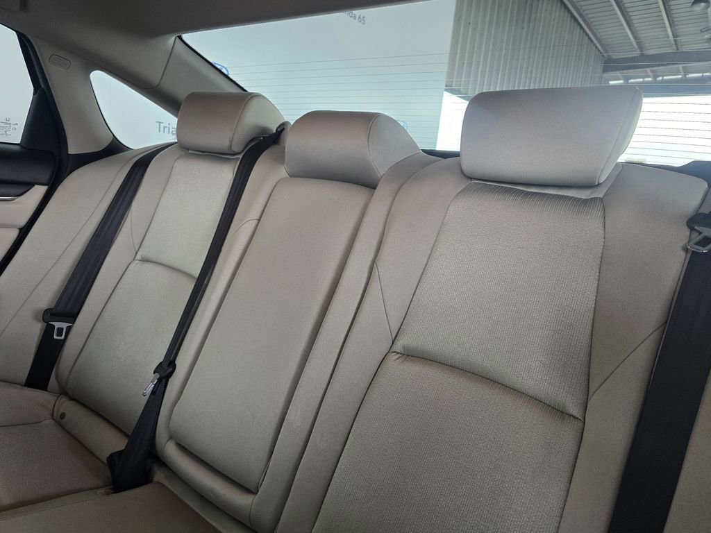 Used 2020 Honda Accord EX image 14