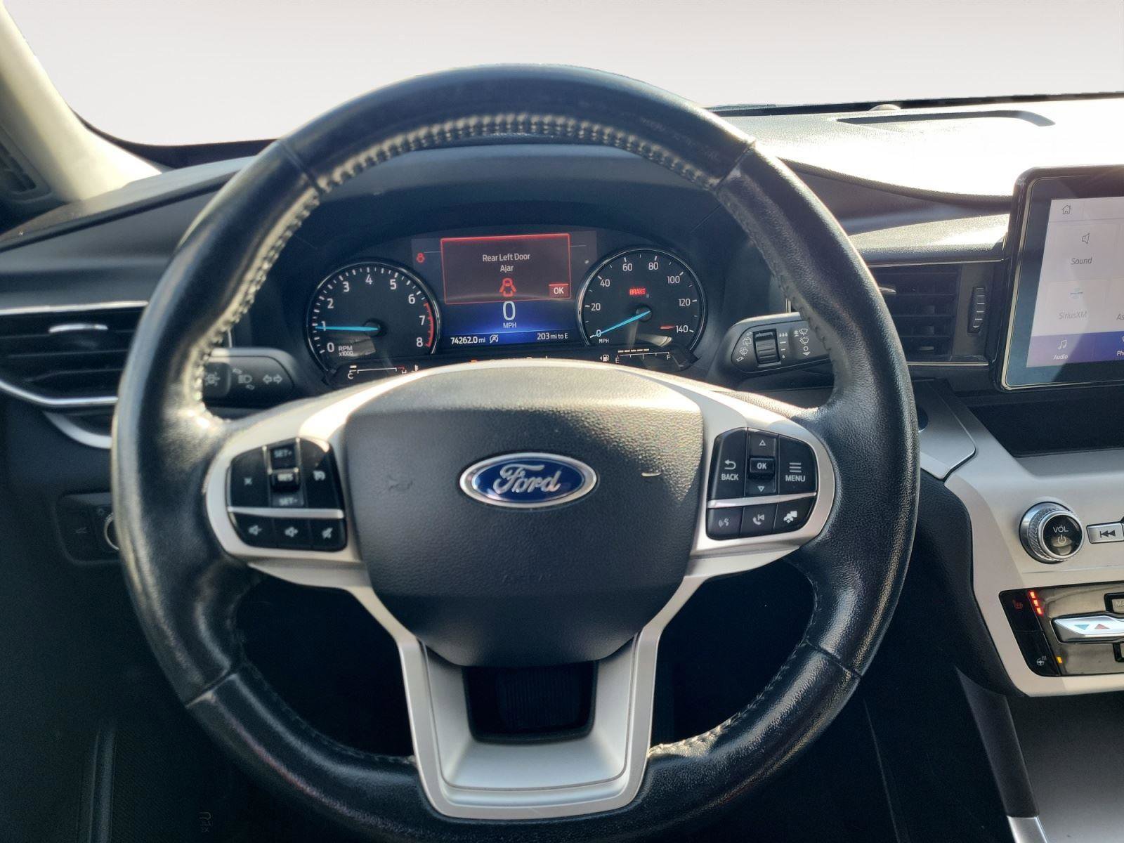 Used 2021 Ford Explorer XLT w/ Equipment Group 202A image 14