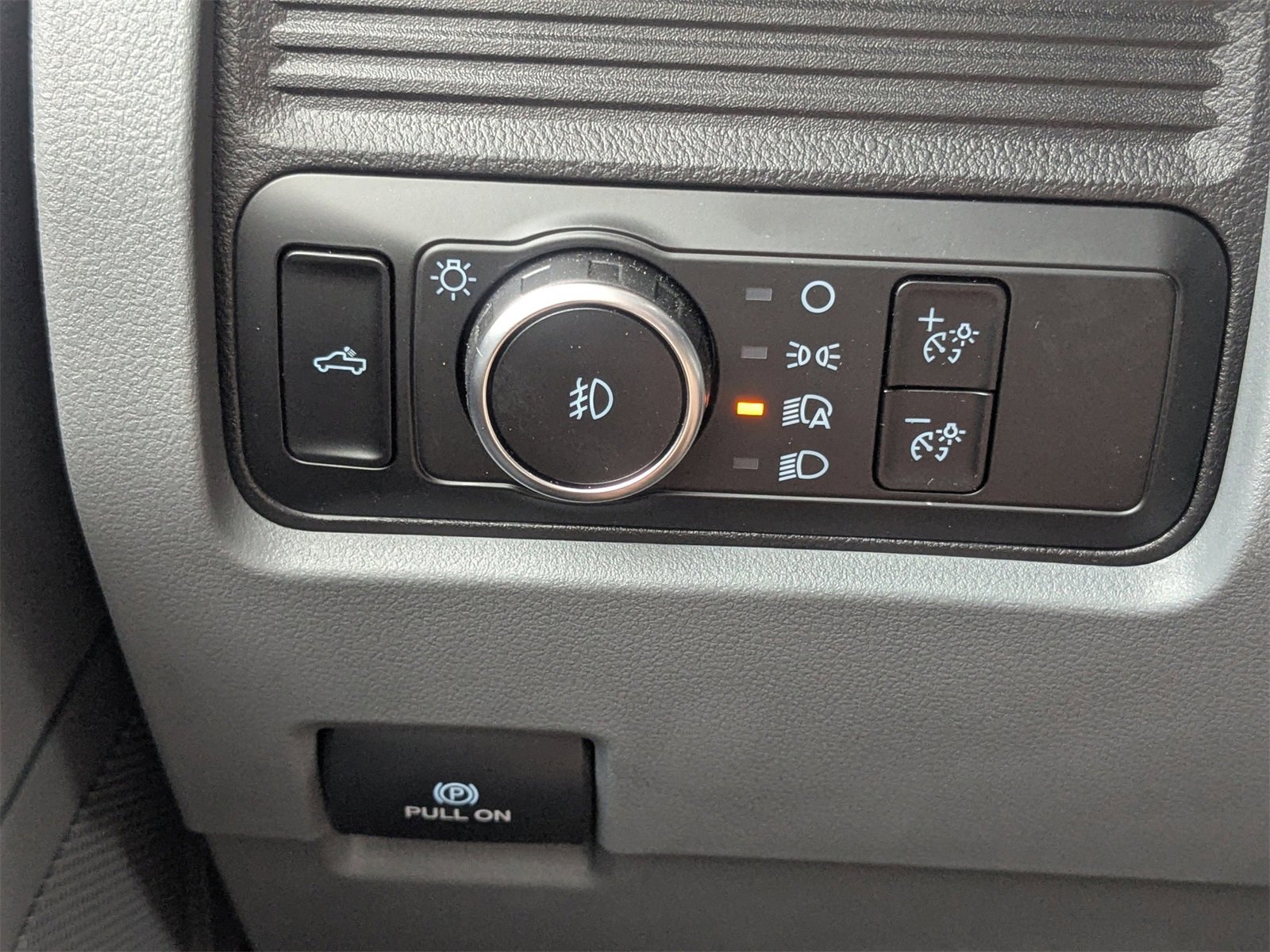 New 2025 Ford F350 XLT image 25