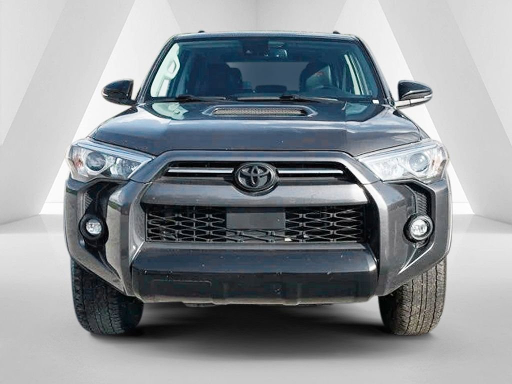 Used 2021 Toyota 4Runner Venture w/ Moonroof Package AWD/4WD image 2