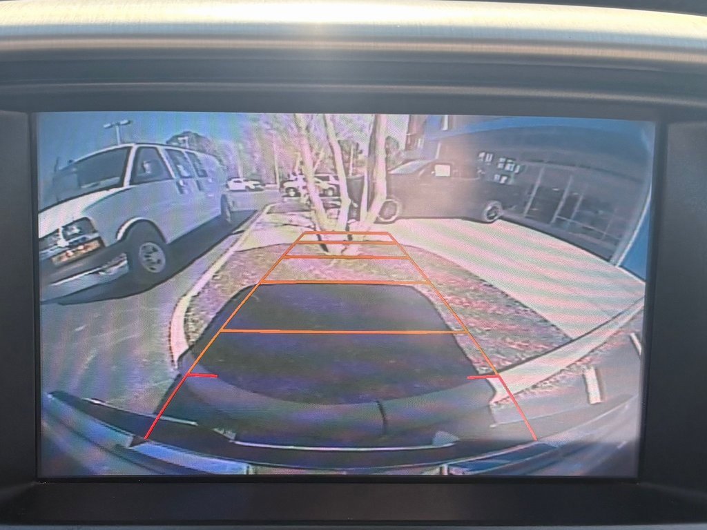 Used 2016 GMC Canyon SLT w/ Driver Alert Package image 15