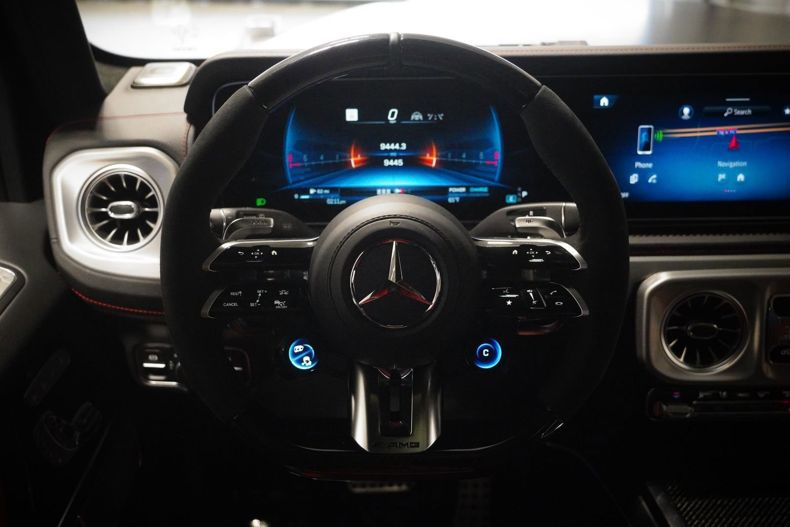 Certified 2025 Mercedes-Benz G 63 AMG 4MATIC image 15