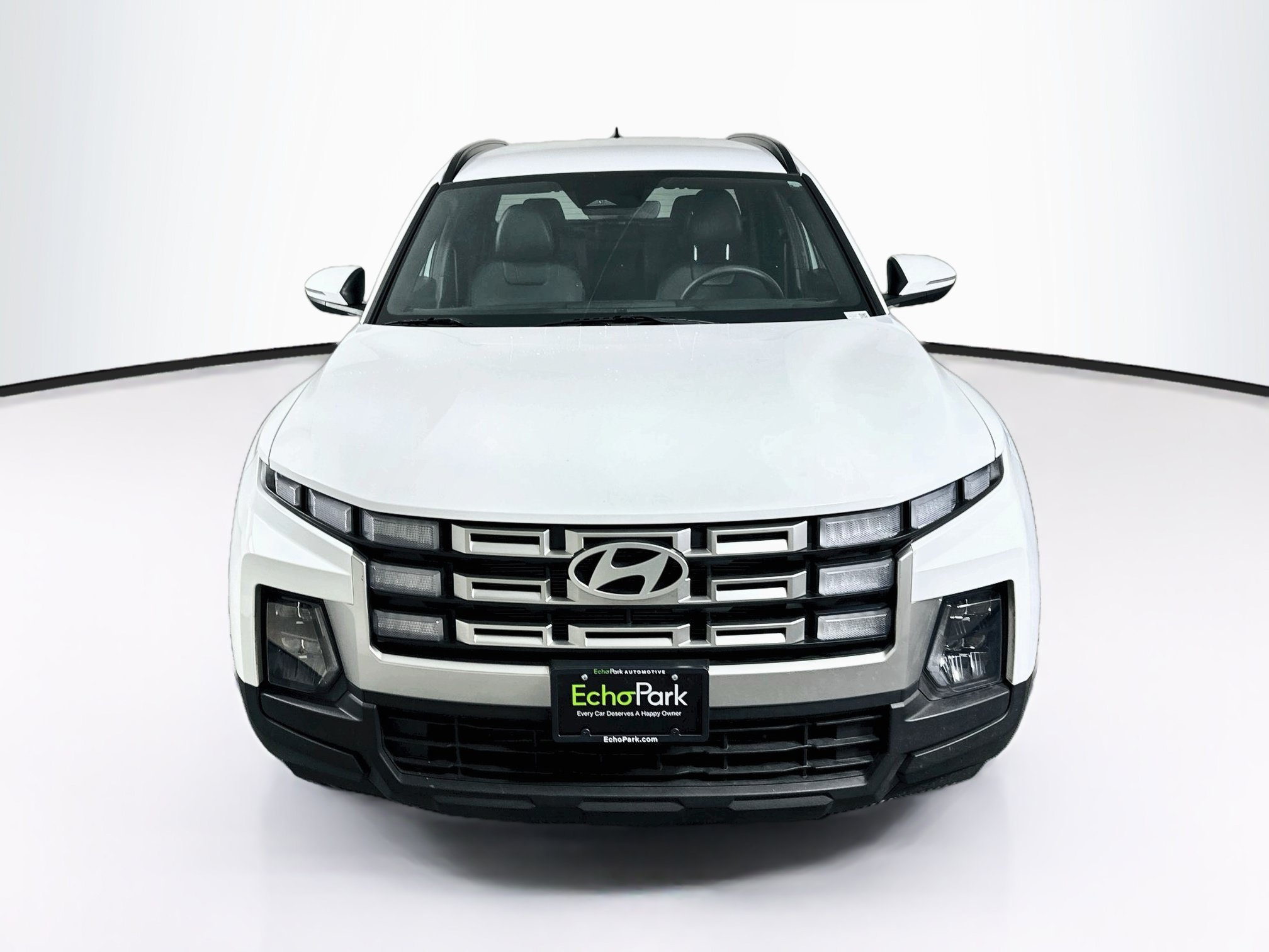 Used 2025 Hyundai Santa Cruz SEL FWD image 2