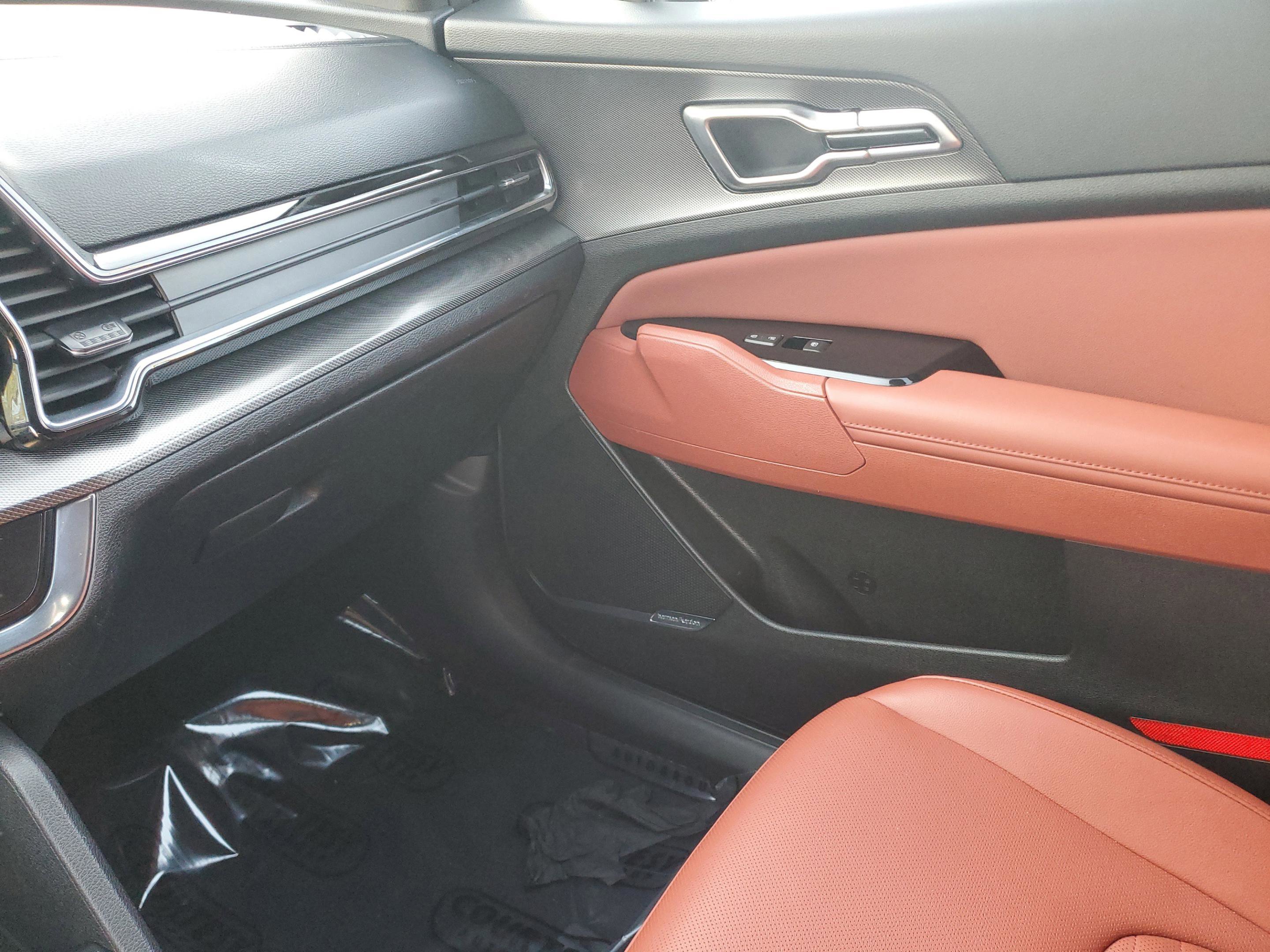 Certified 2023 Kia Sportage SX image 27