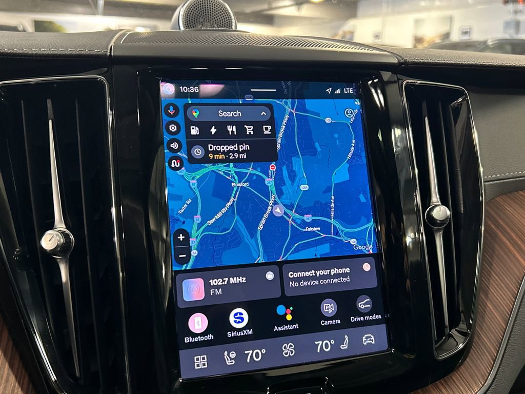 Certified 2024 Volvo XC60 T8 Ultimate w/ Protection Package Premier image 16