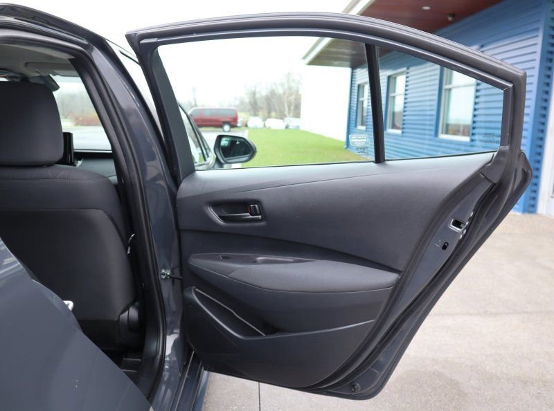 Used 2024 Toyota Corolla LE image 18