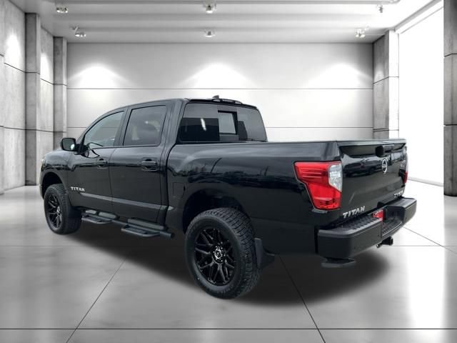 Used 2024 Nissan Titan SV w/ SV Convenience Package image 5