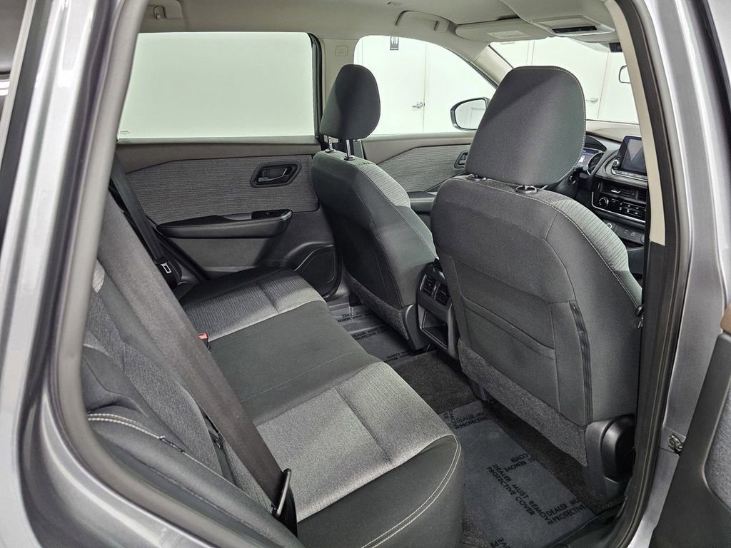 Used 2022 Nissan Rogue S AWD/4WD image 23