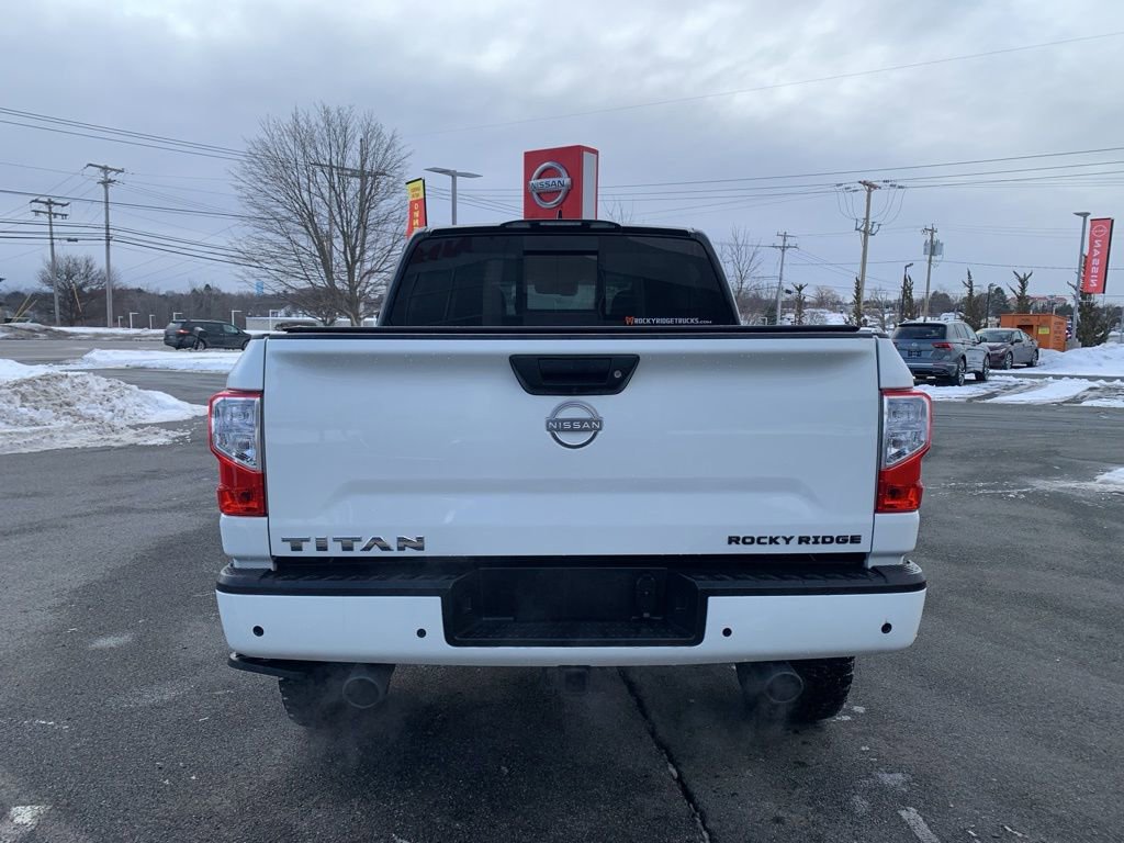 Certified 2023 Nissan Titan SV w/ SV Convenience Package image 6