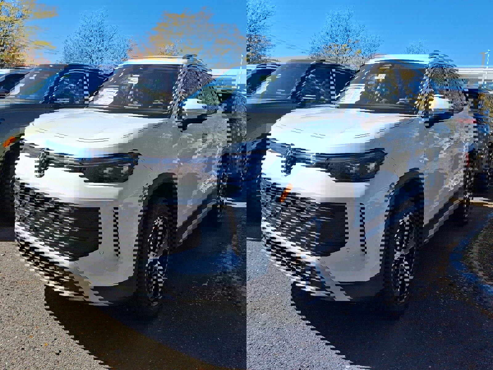 New 2026 Volkswagen Tiguan SE image 3