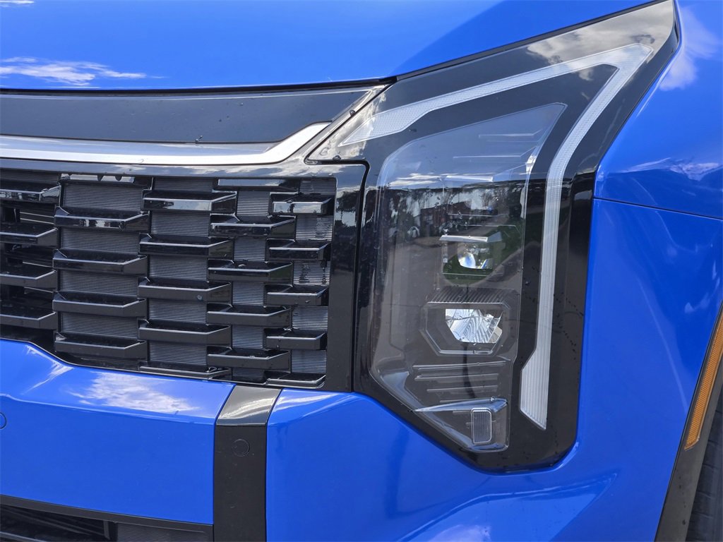 New 2026 Kia Sportage SX image 6