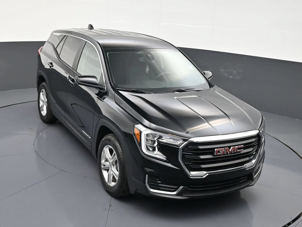 Used 2024 GMC Terrain SLE w/ Driver Convenience Package FWD image 15