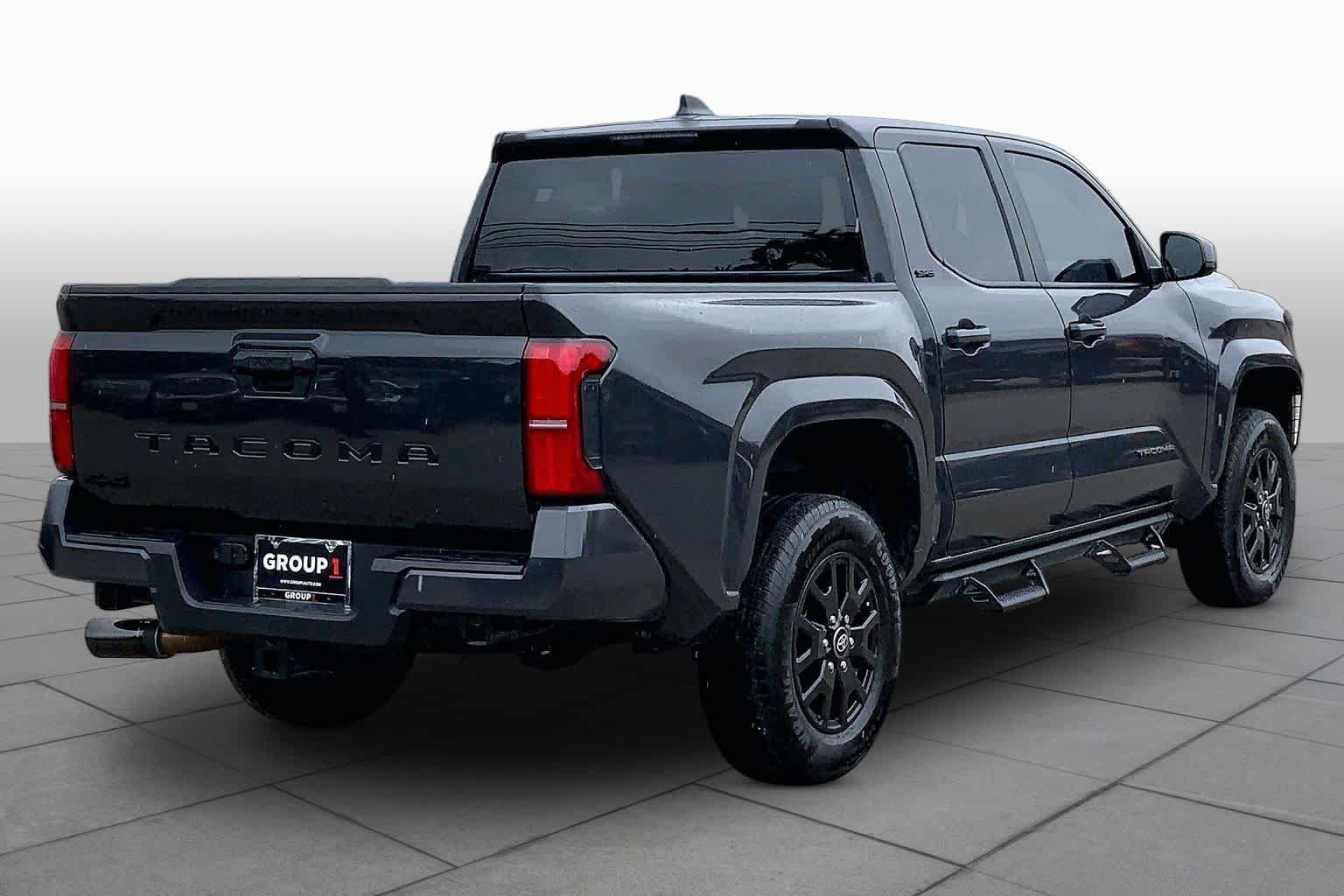 Used 2026 Toyota Tacoma SR5 AWD/4WD image 13