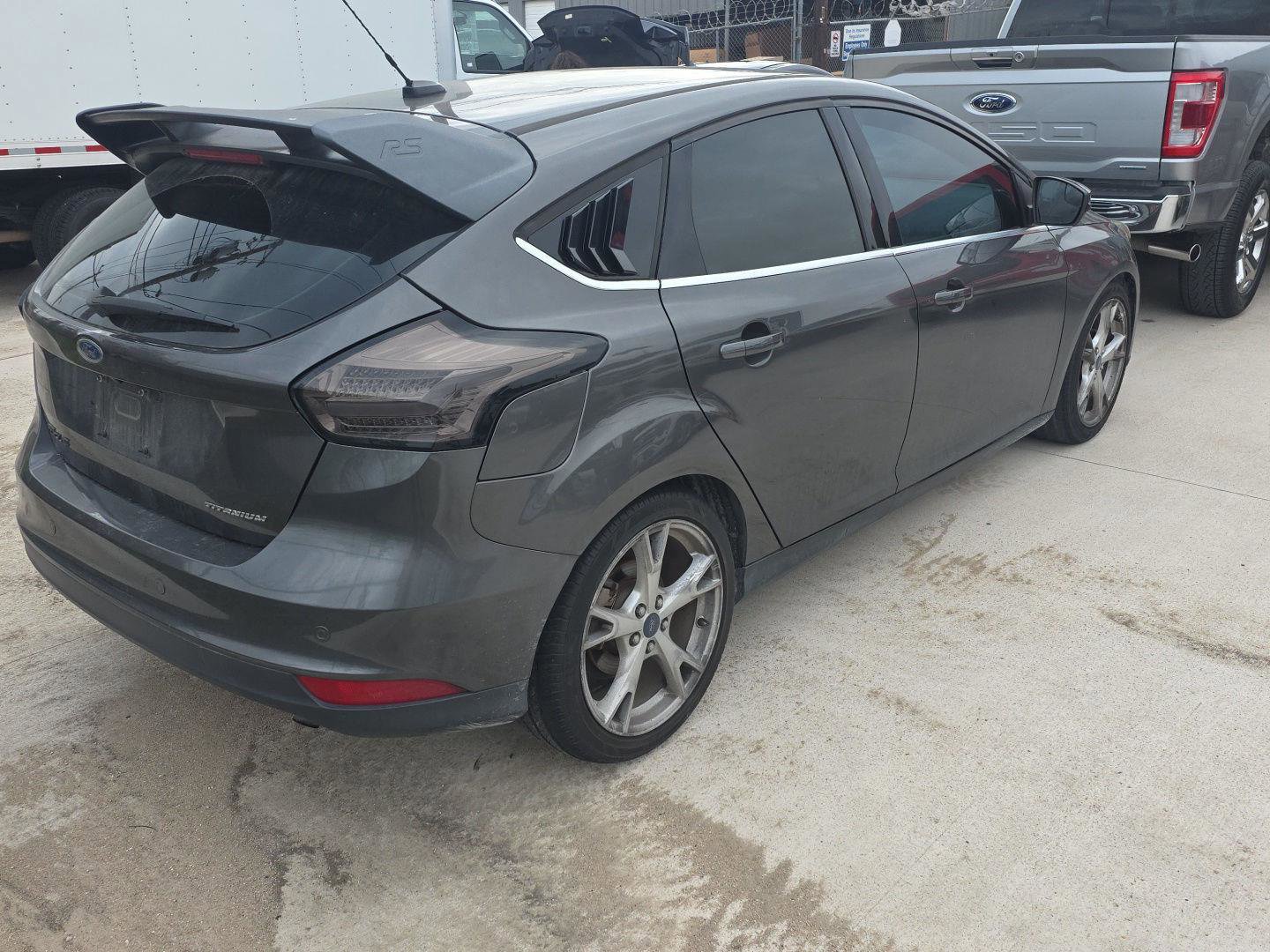 Used 2015 Ford Focus Titanium FWD image 5