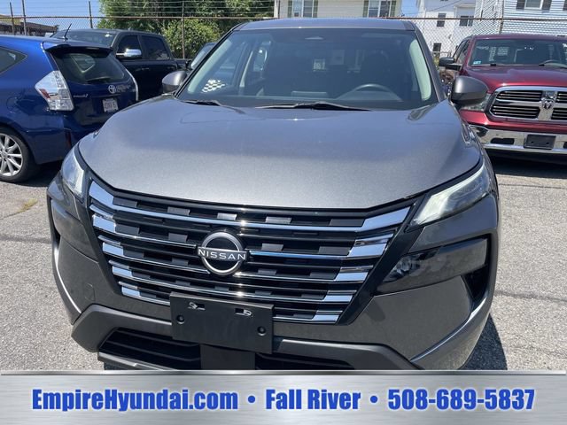 Used 2024 Nissan Rogue SV AWD/4WD image 11