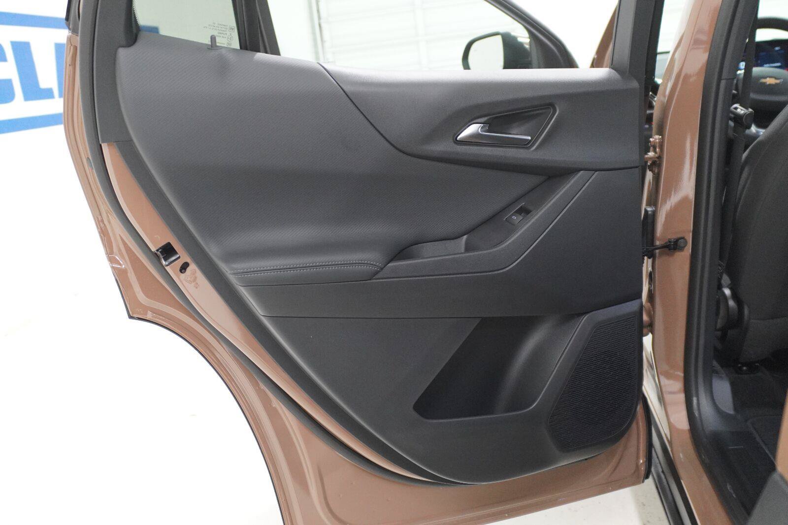 New 2027 Chevrolet Equinox LT FWD image 28