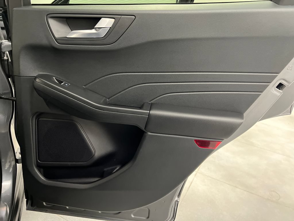 Used 2026 Ford Escape ST-Line FWD image 24