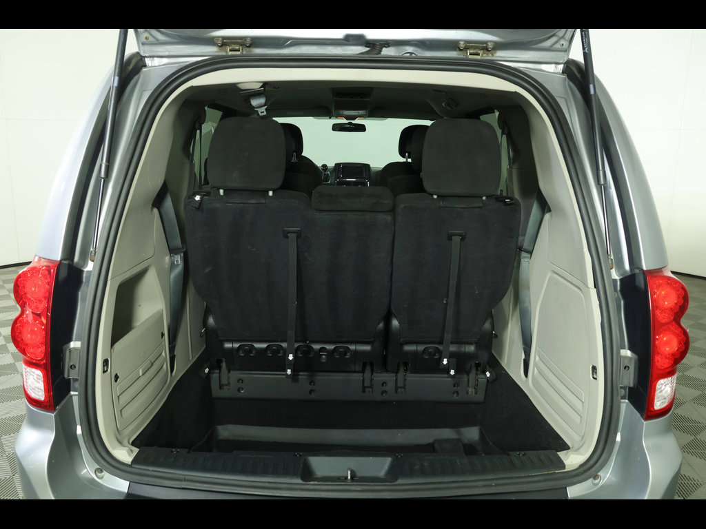 Used 2015 Dodge Grand Caravan SE w/ Quick Order Package 29E SE FWD image 7