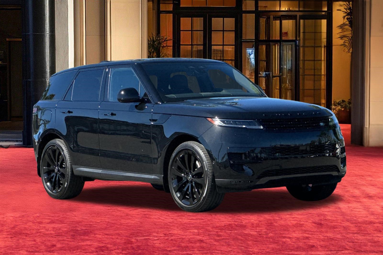 Used 2025 Land Rover Range Rover Sport SE image 8