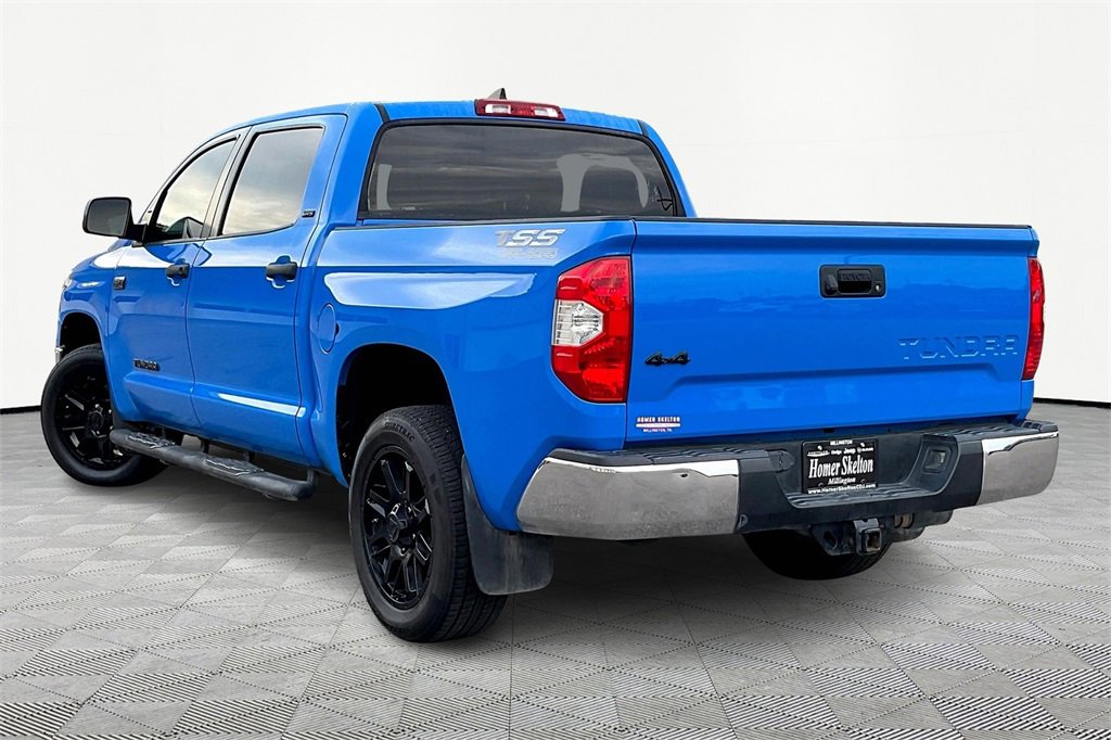 Used 2021 Toyota Tundra SR5 w/ SR5 Leather Package image 11