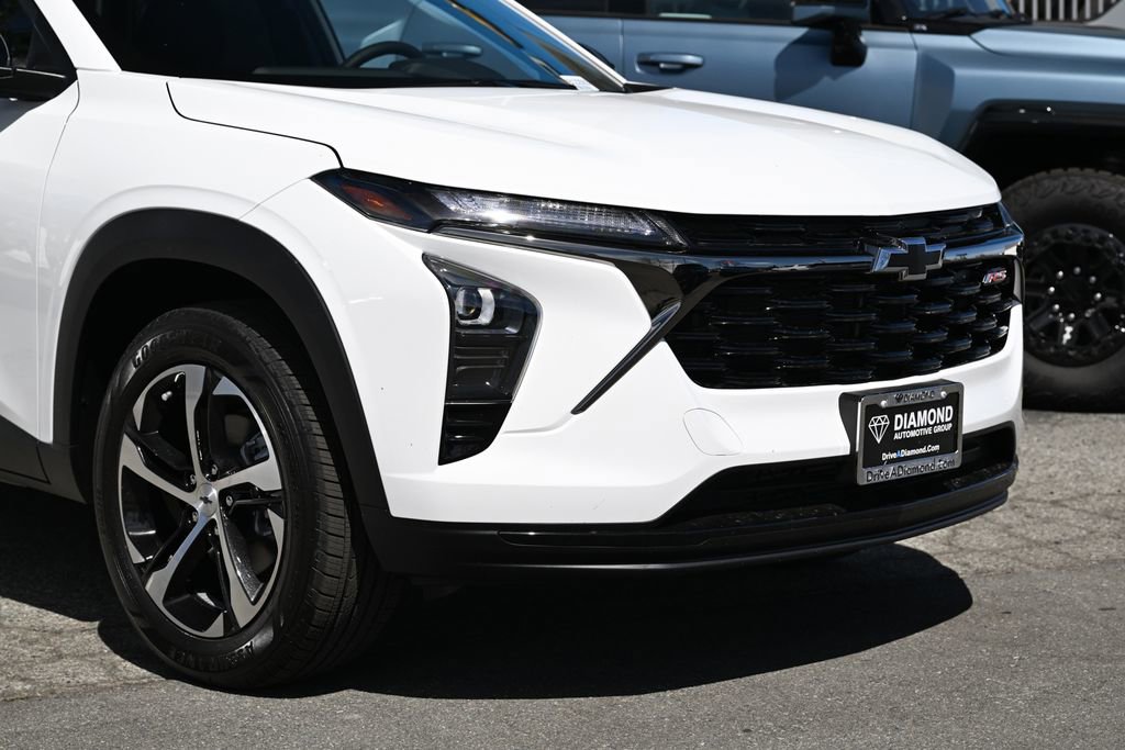 New 2026 Chevrolet Trax RS w/ Driver Confidence Package FWD image 10