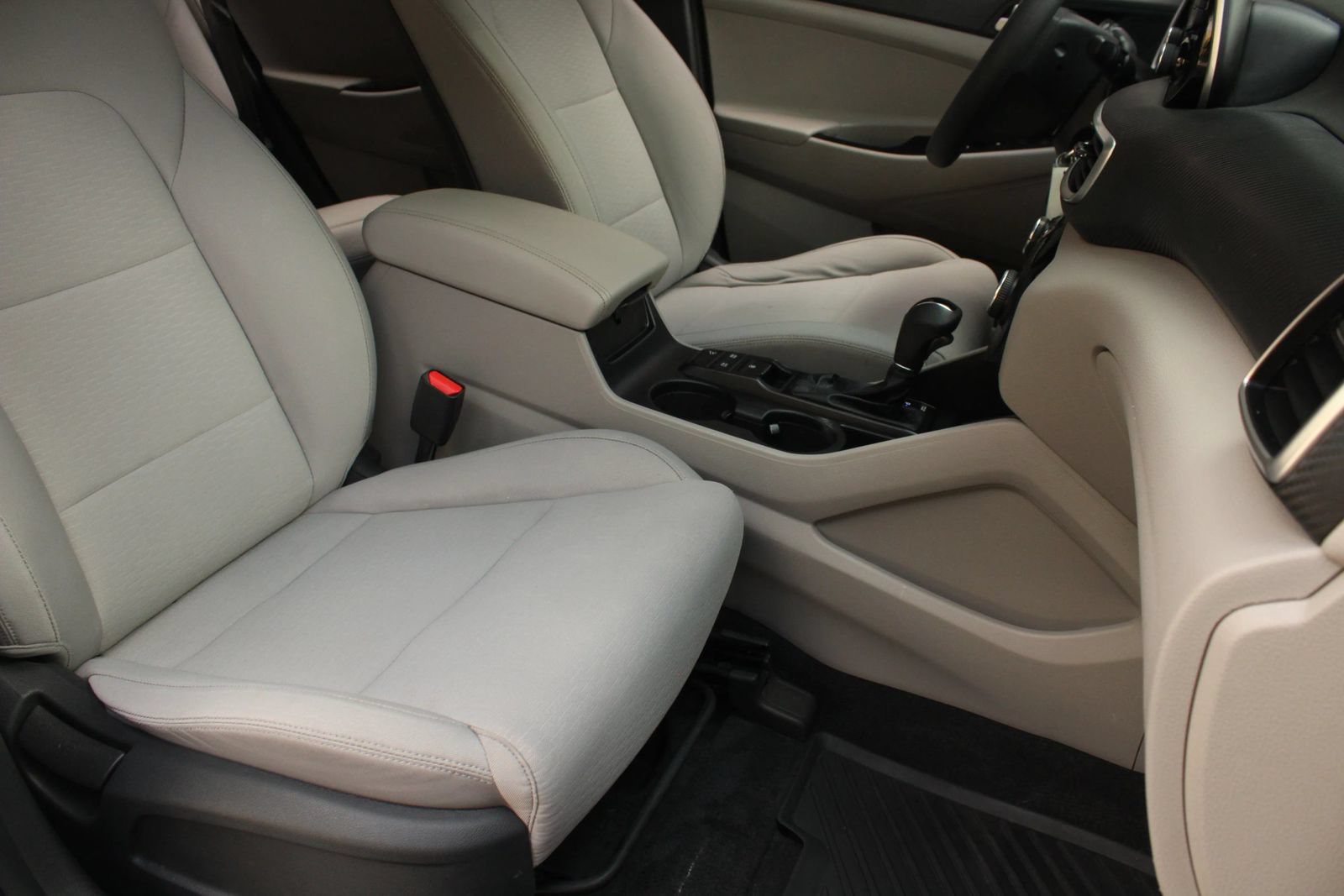 Used 2020 Hyundai Tucson SE AWD/4WD image 30