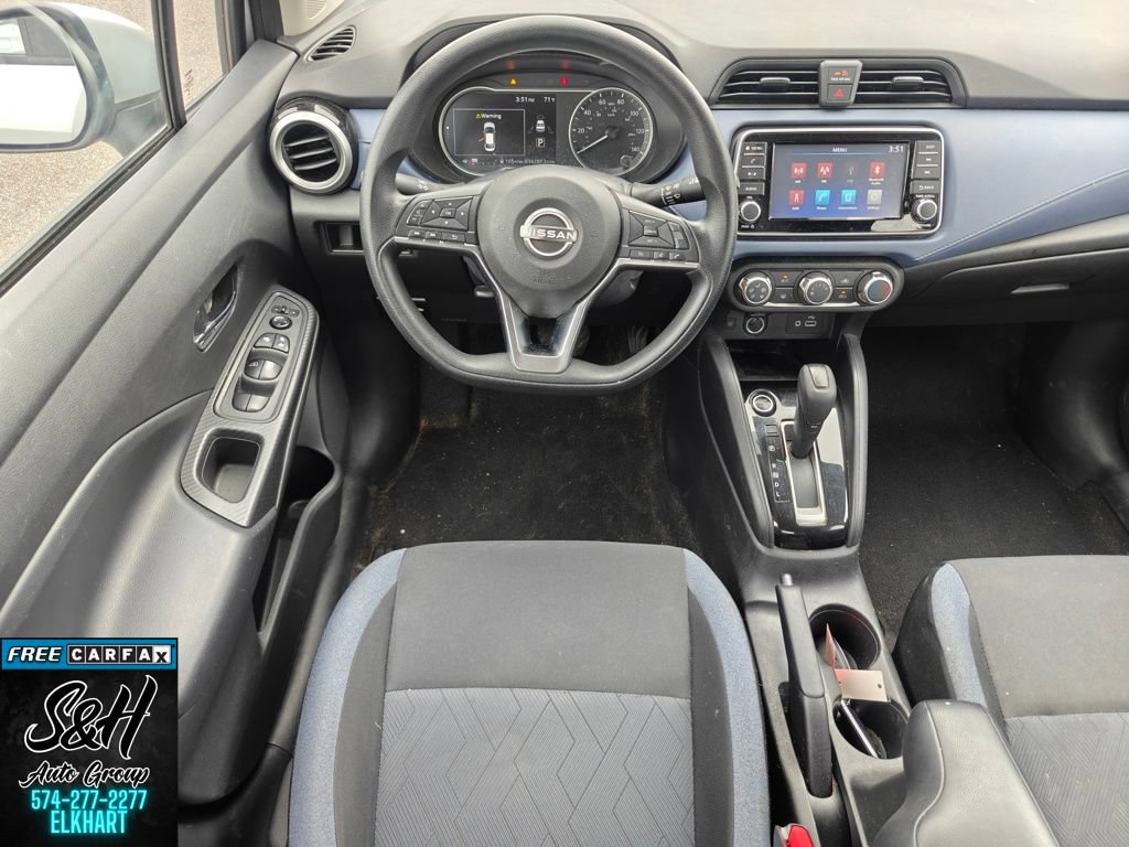 Used 2023 Nissan Versa SV FWD image 4