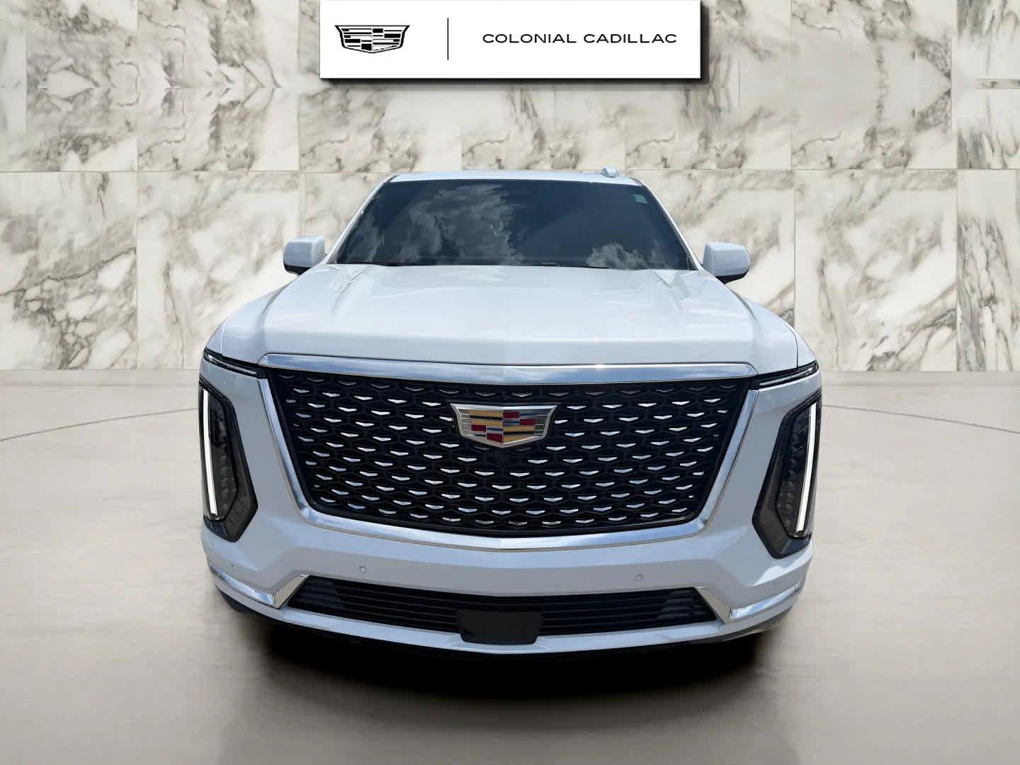 Used 2026 Cadillac Escalade Luxury w/ LPO, Floor Liner Package AWD/4WD image 6