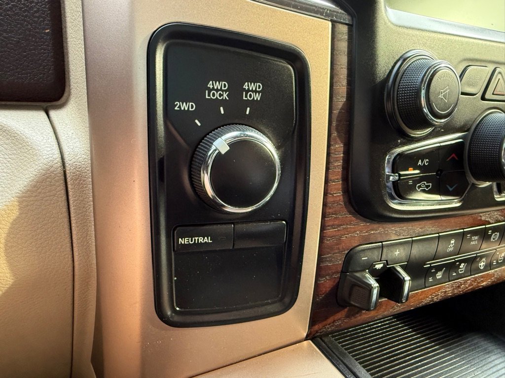 Used 2014 RAM 2500 Longhorn w/ Convenience Group image 31