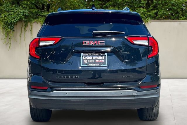 Used 2023 GMC Terrain SLE w/ Driver Convenience Package AWD/4WD image 5