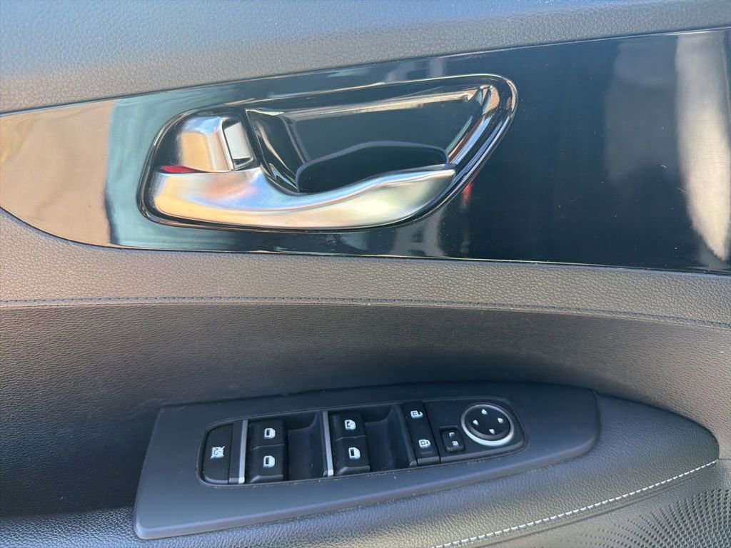 Used 2021 Kia Forte EX image 11