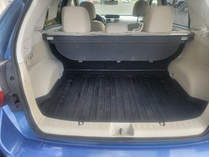 Used 2014 Subaru Crosstrek 2.0i Premium w/ Moonroof Package AWD/4WD image 8