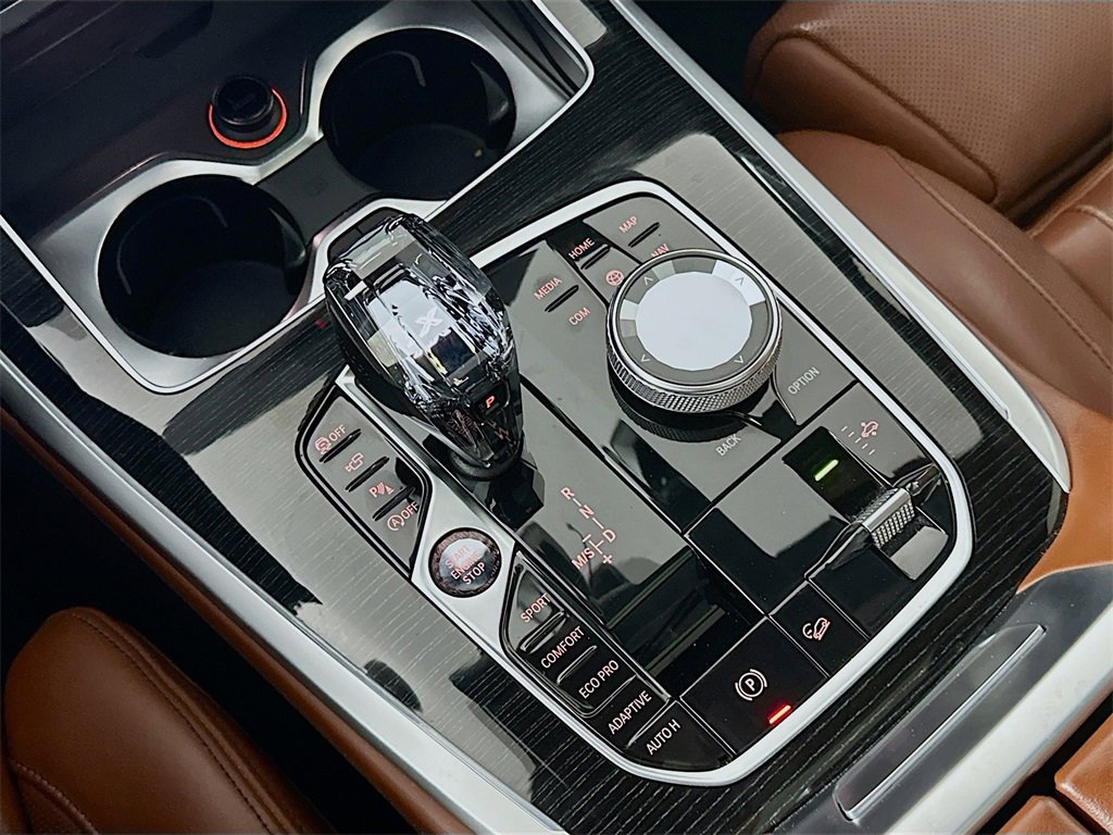 Used 2019 BMW X7 xDrive50i w/ Dynamic Handling Package image 16
