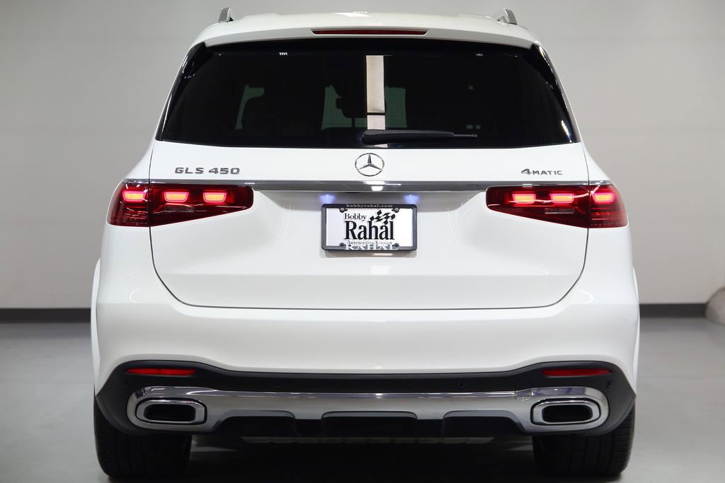 Used 2024 Mercedes-Benz GLS 450 4MATIC image 2
