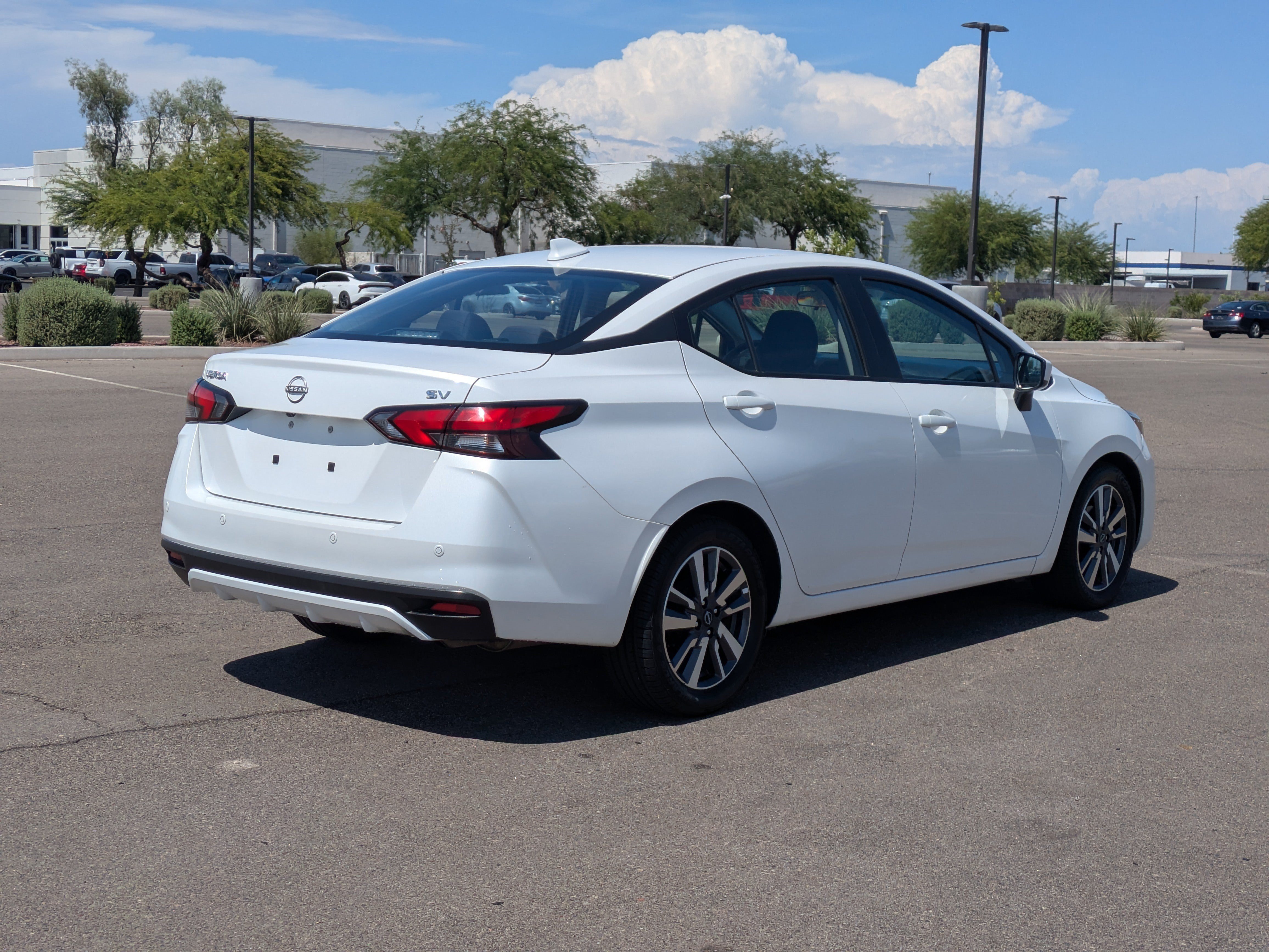 Used 2024 Nissan Versa SV FWD image 6