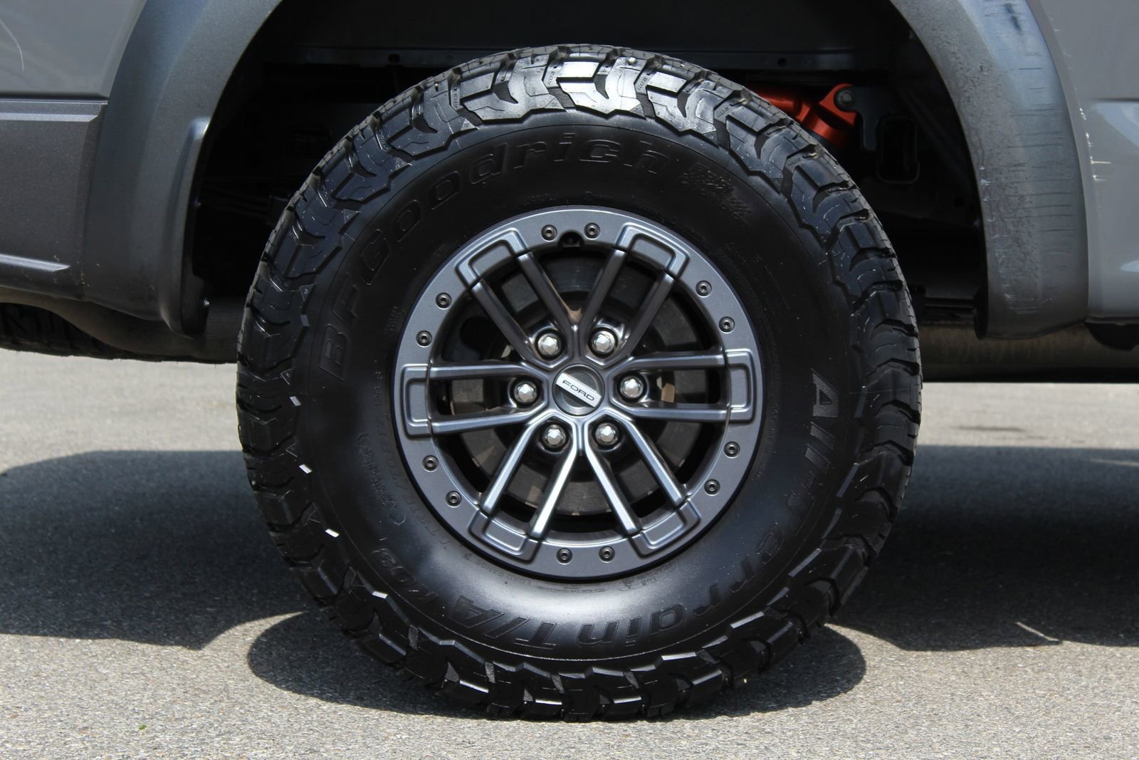 Used 2020 Ford F150 Raptor w/ Equipment Group 802A Luxury AWD/4WD image 25