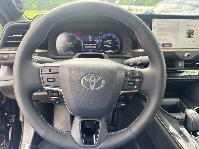 Used 2026 Toyota Crown w/ Advanced Technology Package AWD/4WD image 29