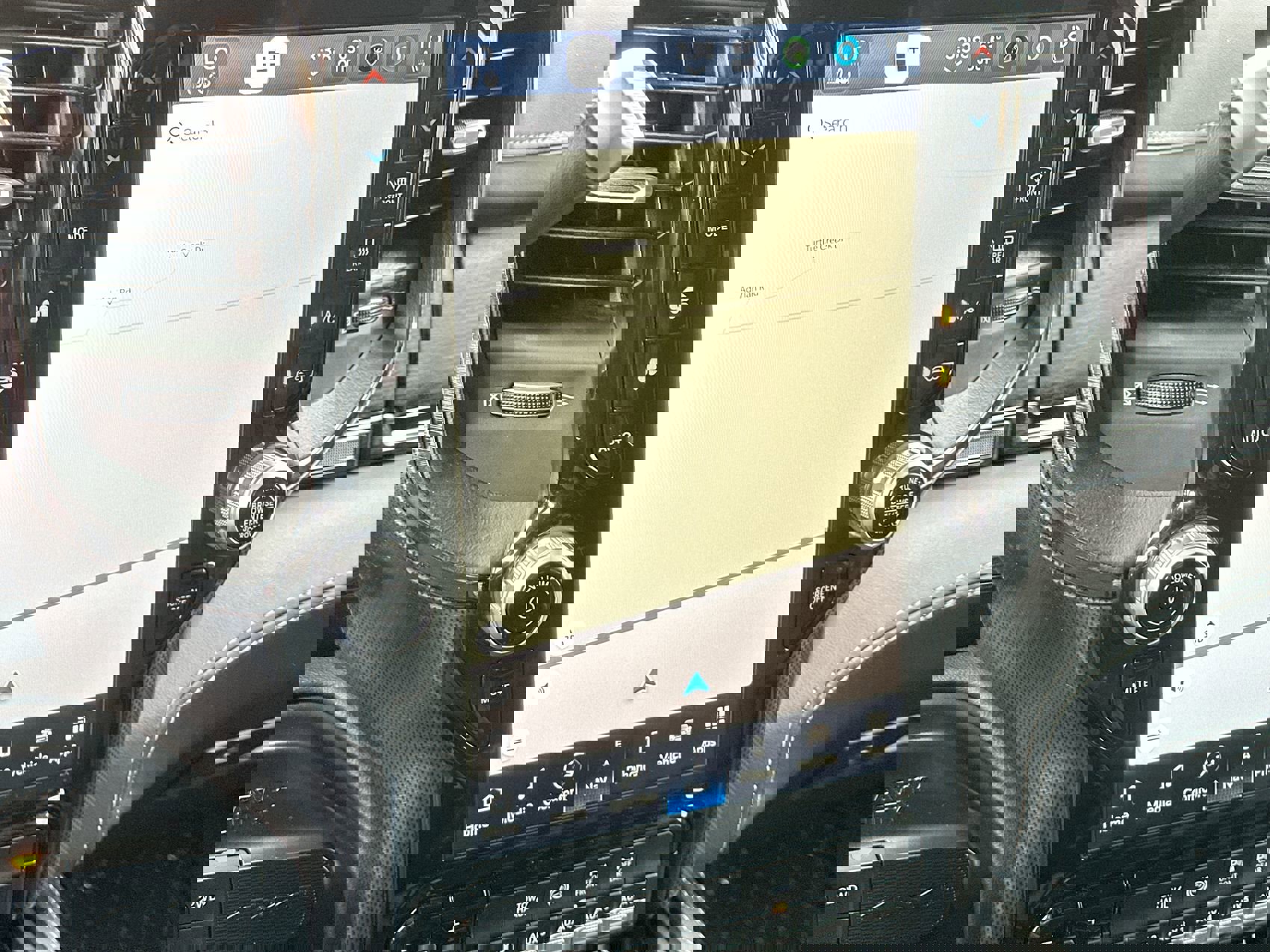 Used 2024 RAM 3500 Limited image 18