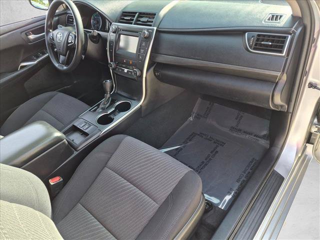 Used 2017 Toyota Camry LE FWD image 19