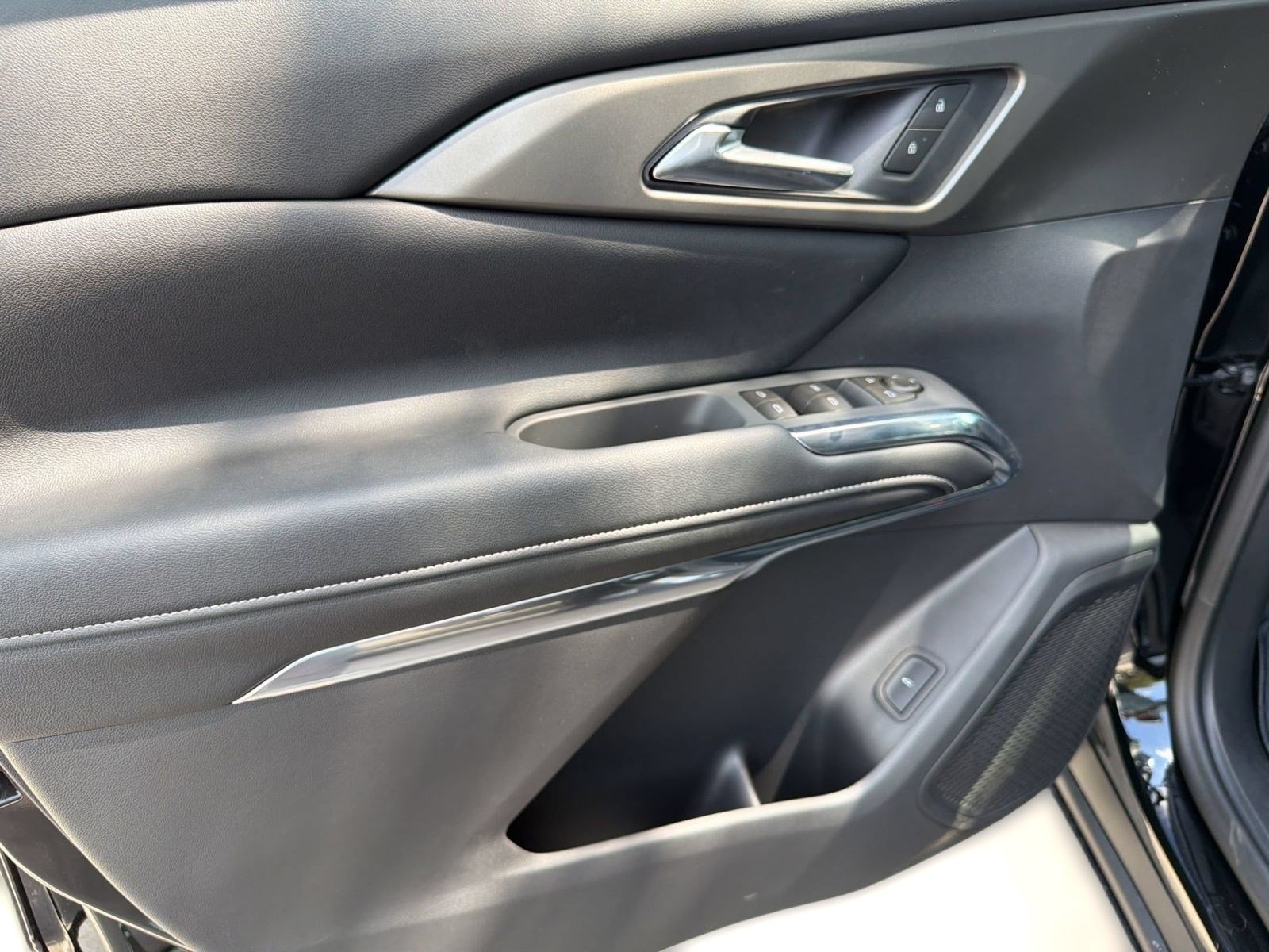 New 2026 Chevrolet Traverse LT FWD image 14
