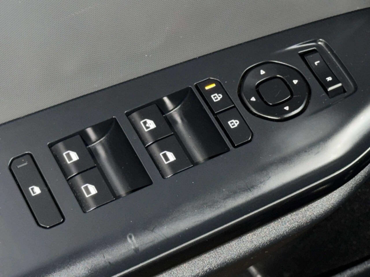 Used 2025 Kia K4 image 10