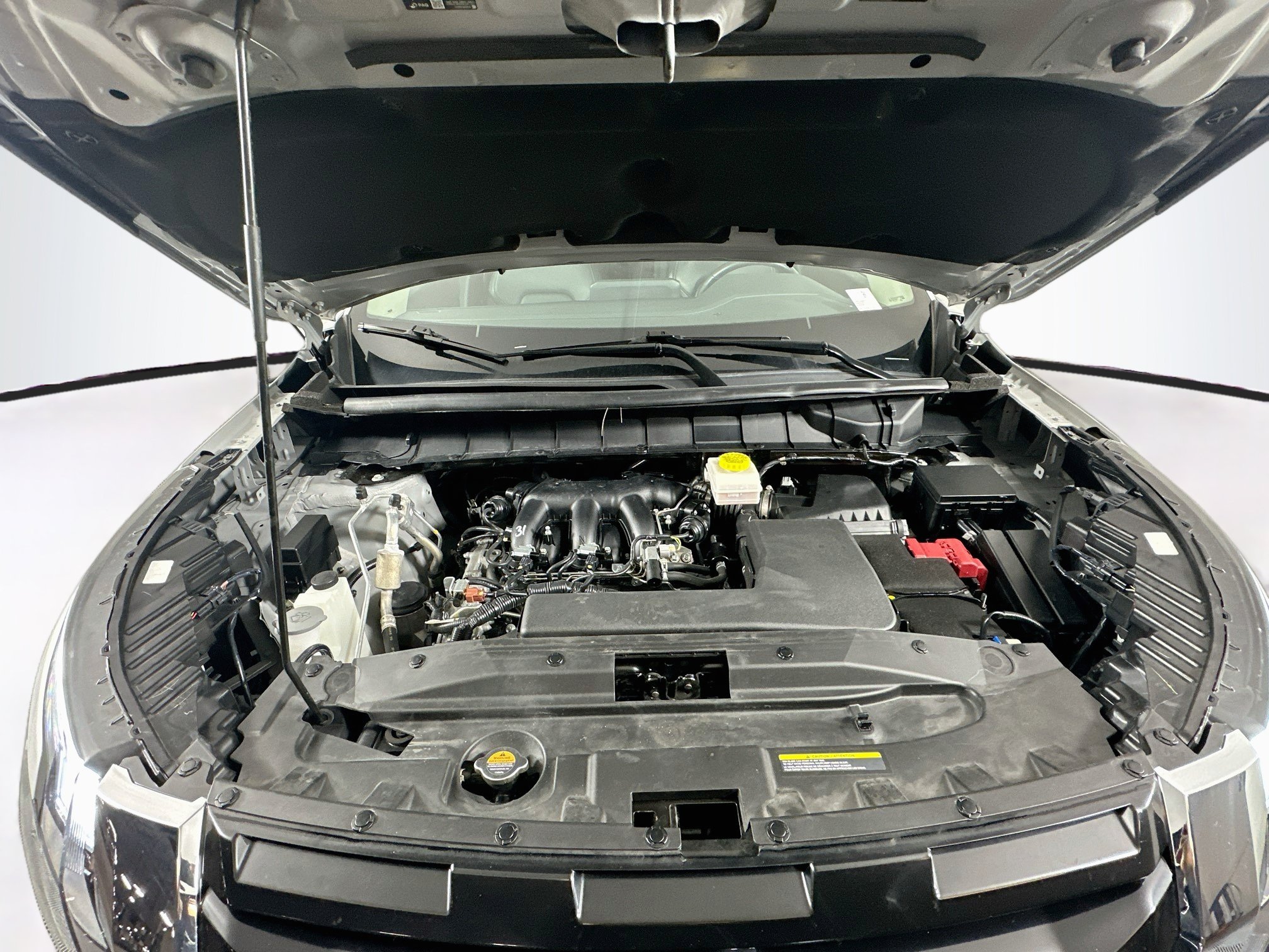 Used 2025 Nissan Pathfinder SL FWD image 34