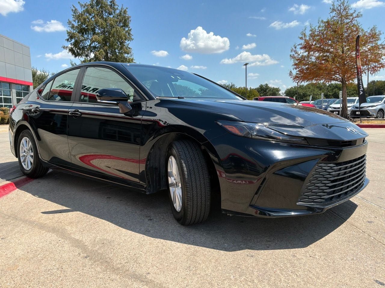 Used 2026 Toyota Camry LE FWD image 4