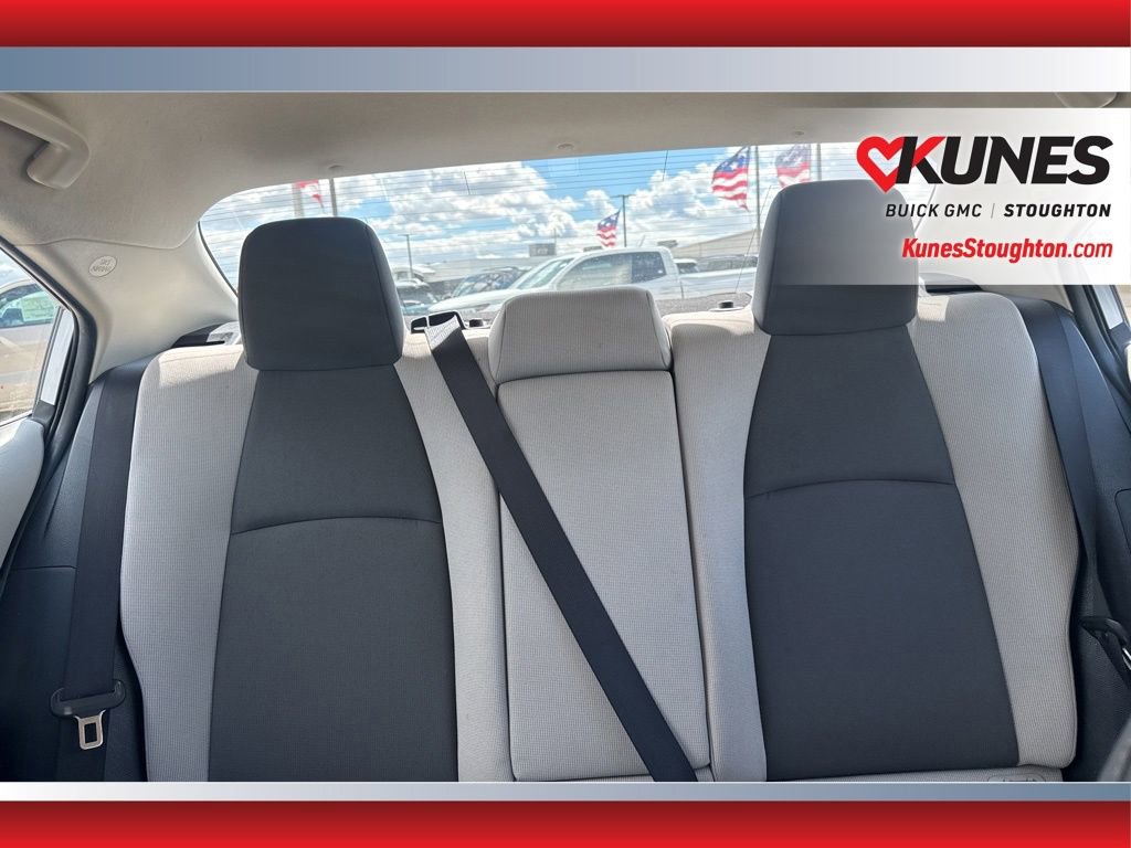 Used 2022 Toyota Corolla LE FWD image 34