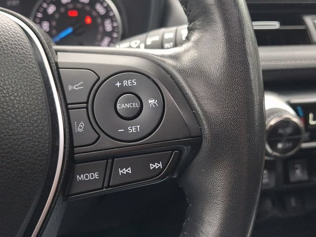 Certified 2022 Toyota RAV4 XLE Premium AWD/4WD image 27