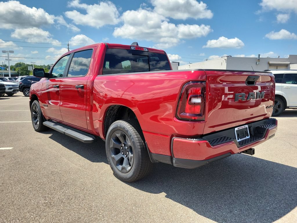 New 2026 RAM 1500 Express AWD/4WD image 3