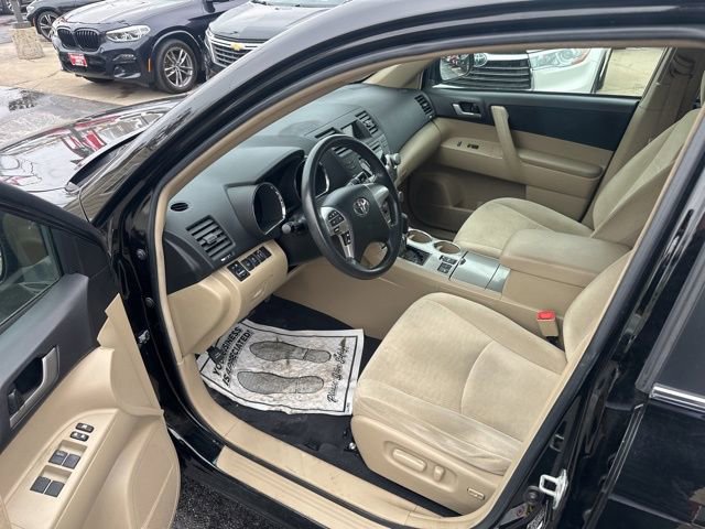 Used 2012 Toyota Highlander 4WD w/ Tech Pkg image 4