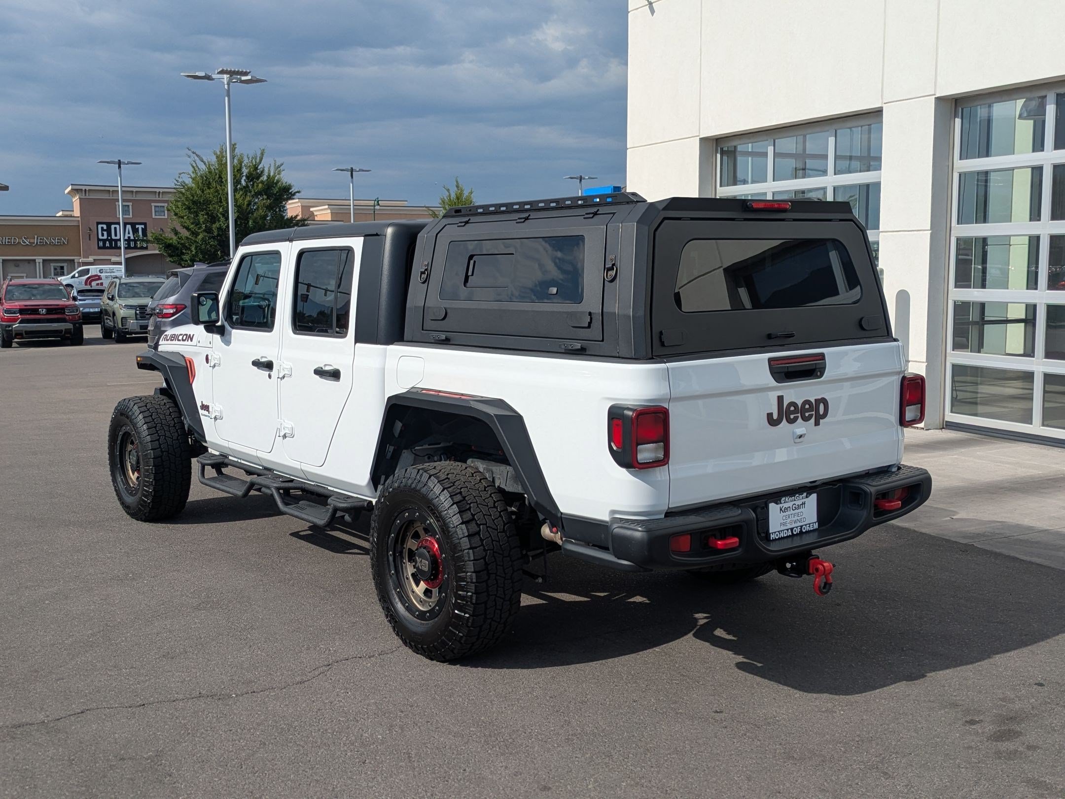 Used 2023 Jeep Gladiator Rubicon w/ Trailer Tow Package AWD/4WD image 9
