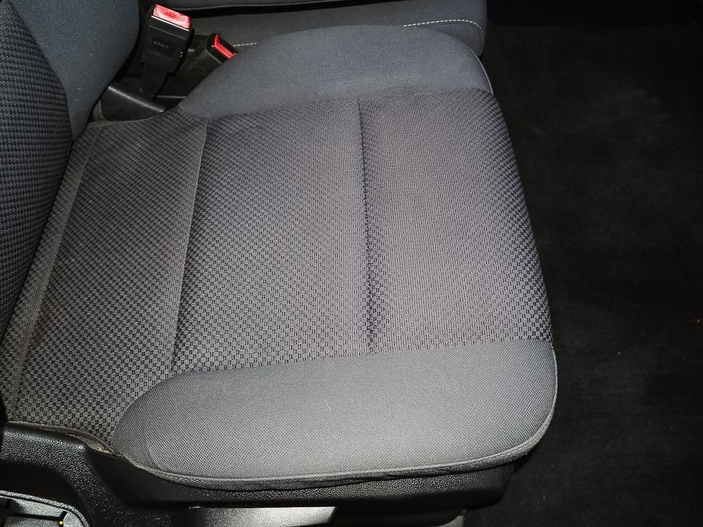 Used 2018 Chevrolet Silverado 1500 LT w/ All Star Edition image 18