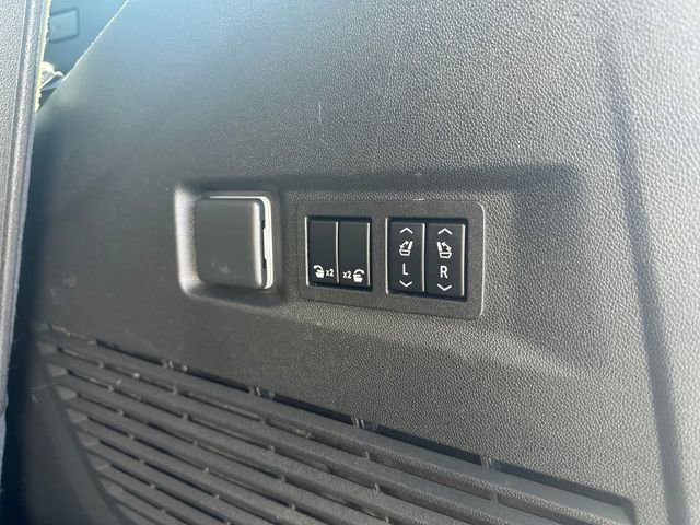 Used 2022 Chevrolet Tahoe Premier image 25